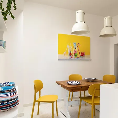 Tila, Jacuzzi, Patio, 4 Sleeps カプリ