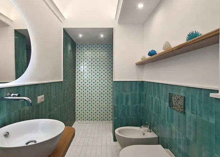 Tila, Jacuzzi, Patio, 4 Sleeps 別荘 カプリ